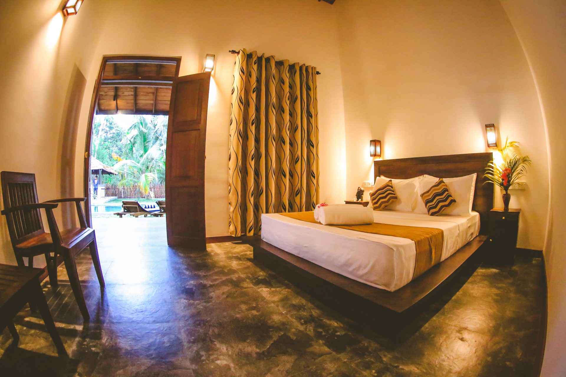 Villa Hiriketiya garden – lush tropical vegetation, Dikwella Sri Lanka